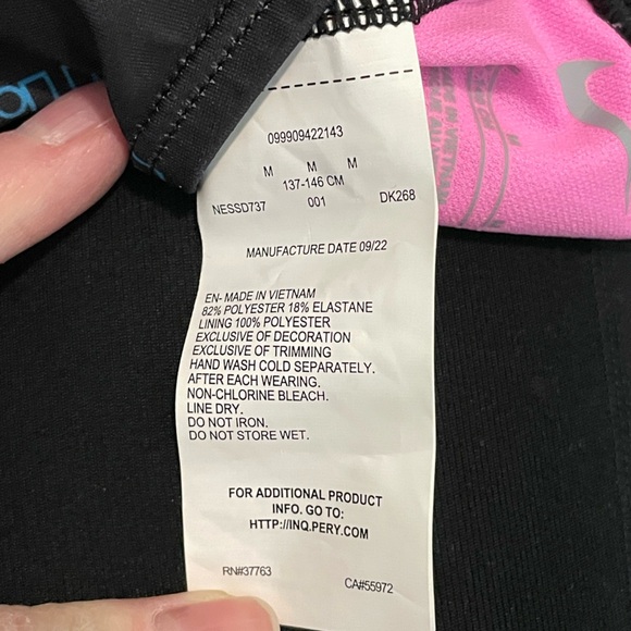 Nike Black and Pink‎ Swimsuit size Medium - Picture 5 of 6